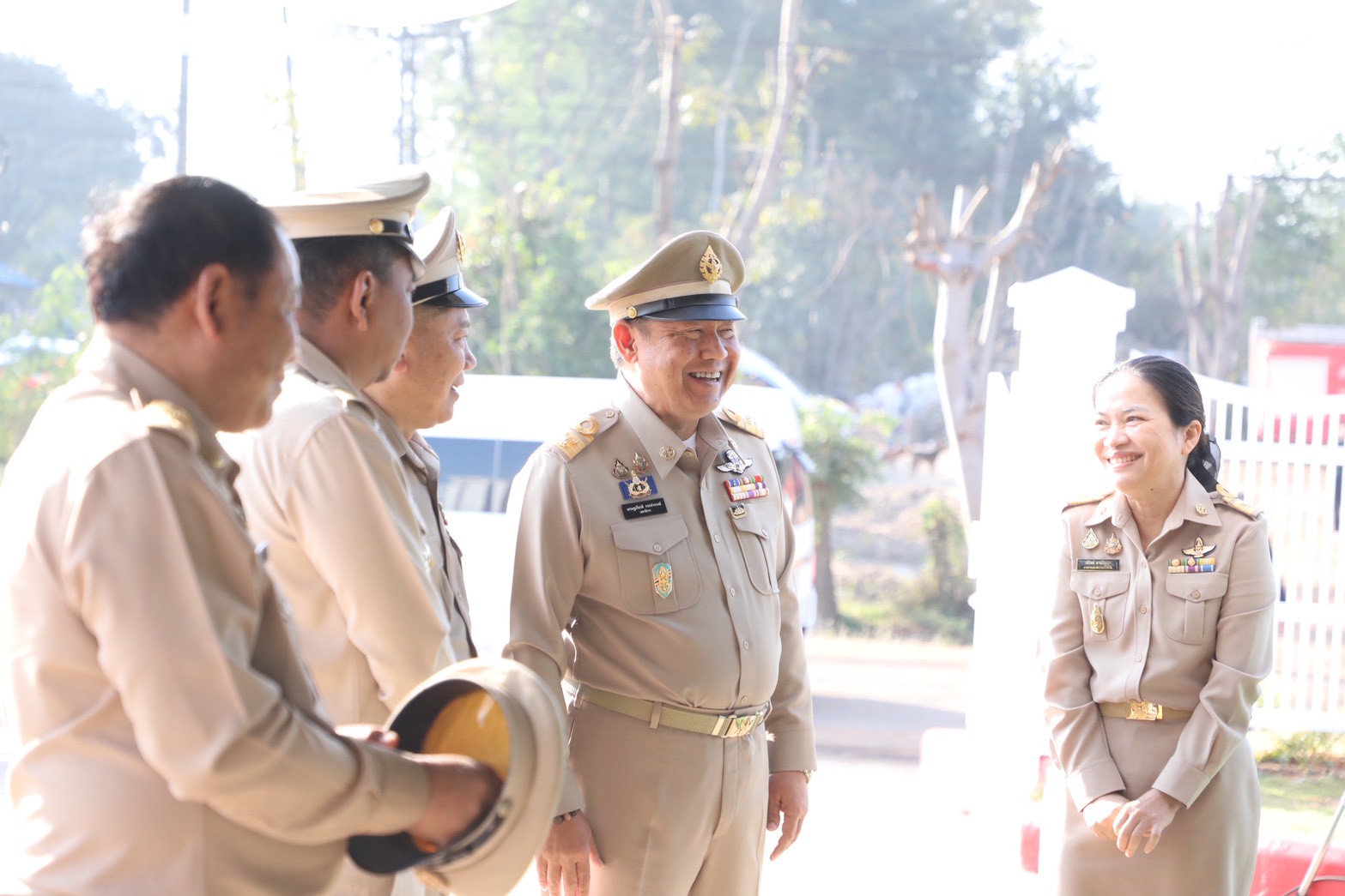 title - ส.ป.ก. เข้าร่วมพิธีเปิดสำนักงานฯ พร้อมมอบเอกสารสิทธิ์ การใช้ประโยชน์ที่ดิน (ส.ป.ก.) และประชุมการติดตามการดำเนินงานตามแผนปฏิบัติการพัฒนาพื้นที่สถานีวิจัยการเกษตรและพัฒนาโครงการหลวงโนนดินแดง ณ จังหวัดบุรีรัมย์